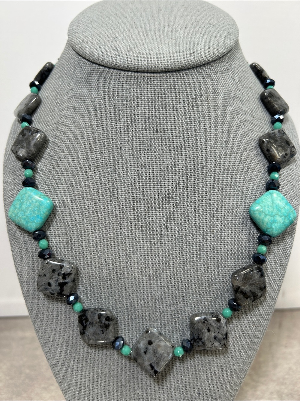 Vintage JBB 925 Sterling Turquoise & Labradorite Stone Beaded Necklace